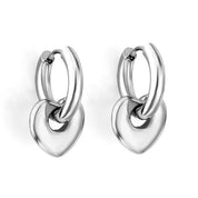 Hoops Chunky Heart Waterproof en acero 316L enchapado en oro 18k: no se oxida, no pierde el color. Waterproof e hipoalergénico. Envío a todo el Perú.