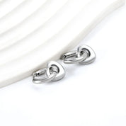 Hoops Chunky Heart Waterproof en acero 316L enchapado en oro 18k: no se oxida, no pierde el color. Waterproof e hipoalergénico. Envío a todo el Perú.