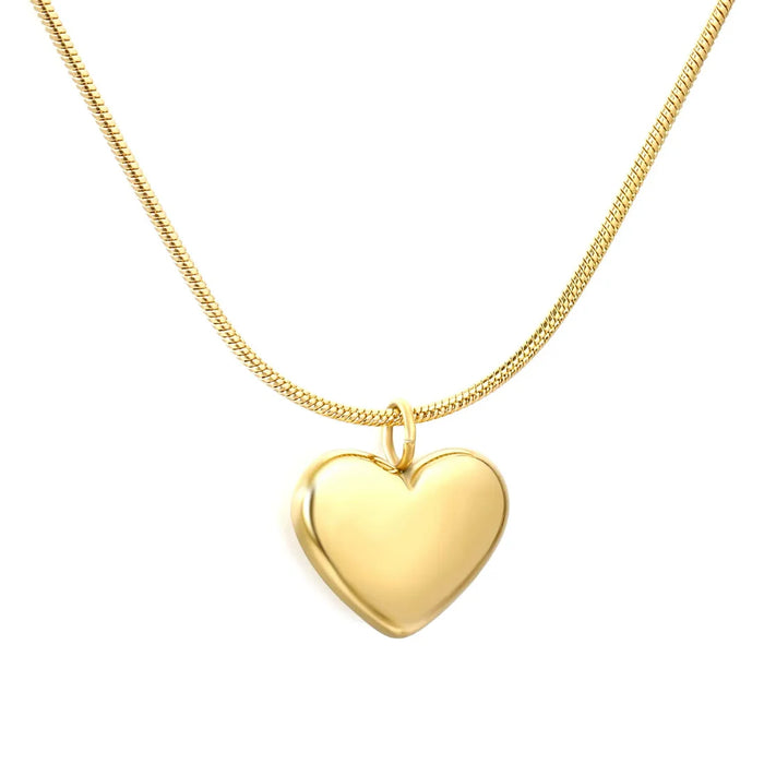 Collar Corazón elegante para toda mujer.Joya waterproof de lujo accesible, brillante y resistente al agua, ideal para toda ocasión y elegante.