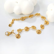 Pulsera Espirales Waterproof: elegancia y arte en acero inoxidable y oro 18K. Resistente al agua, diseño único en eslabones espiral. ¡Descúbrela!