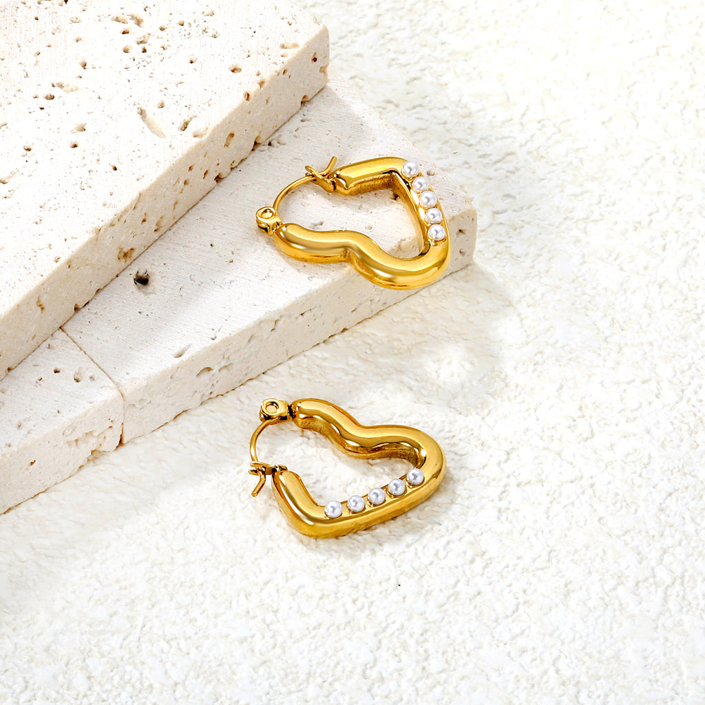 Aretes Corazón con Brillo Waterproof