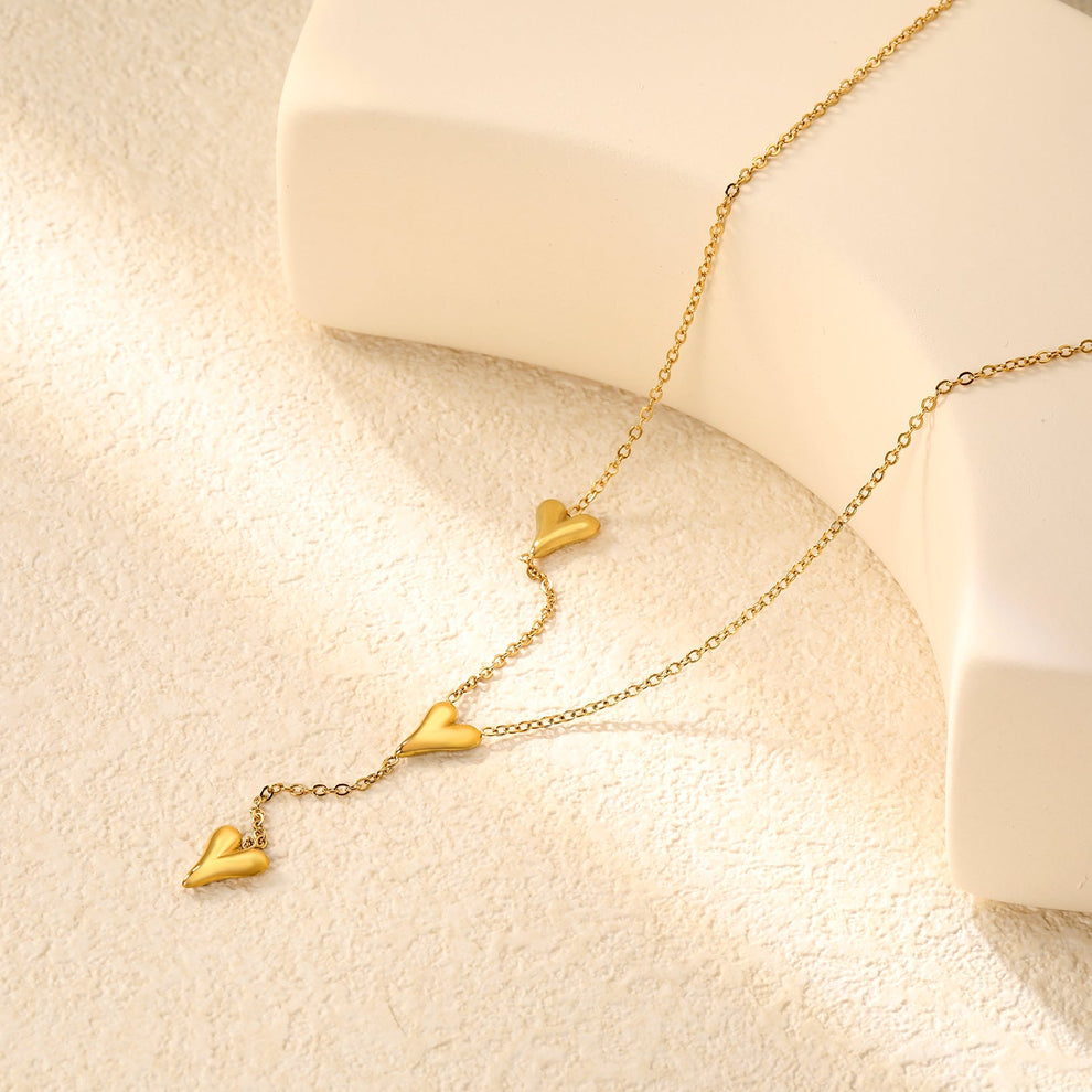 Collar Golden Love de Acero Inoxidable | Azzia Joyería