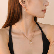 Set Collar y Aretes Perla Minimalista Waterproof