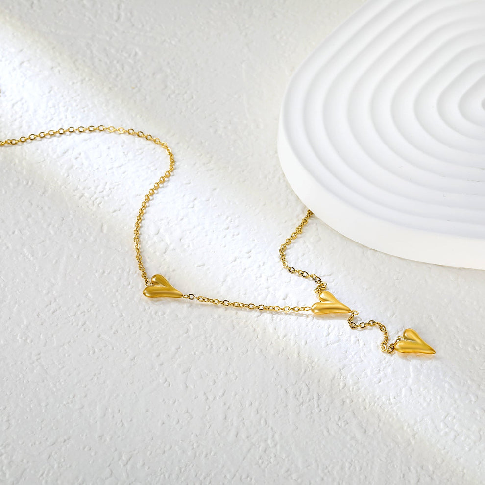 Collar Golden Love de Acero Inoxidable | Azzia Joyería