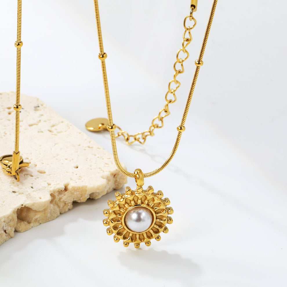 Perla en medio color blanco - AZZIA JOYERIA 