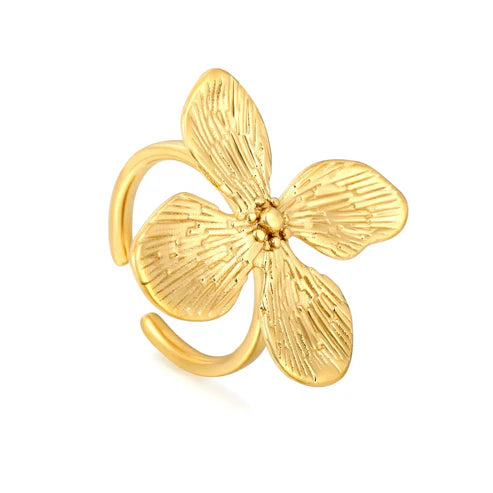 Anillo flor para mujer con cuatro petalos que aportan elegancia. Joya waterproof con diseño eterno y elegante, resistente al agua, perfecta para uso diario y elegante.