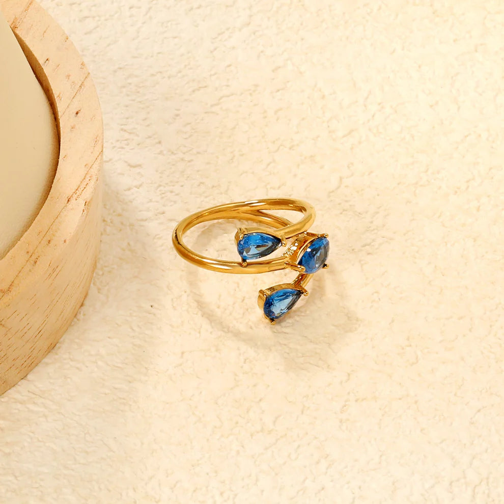 Anillo dorado elegante - AZZIA JOYERIA 