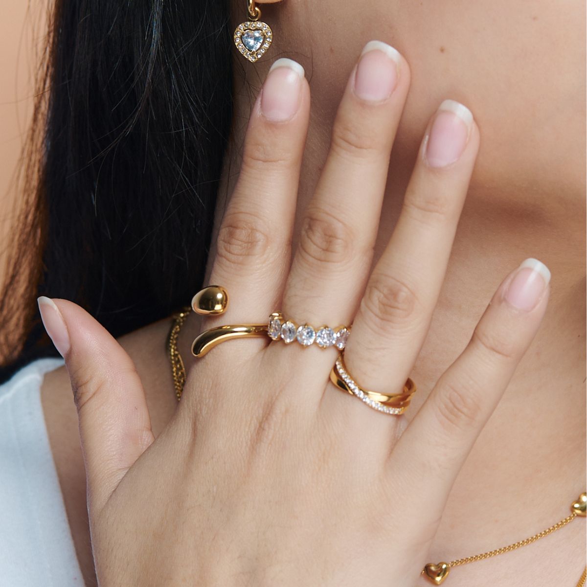 Anillo Corona Circones Waterproof - Joya en acero inoxidable enchapado en oro 18k - D'Merys