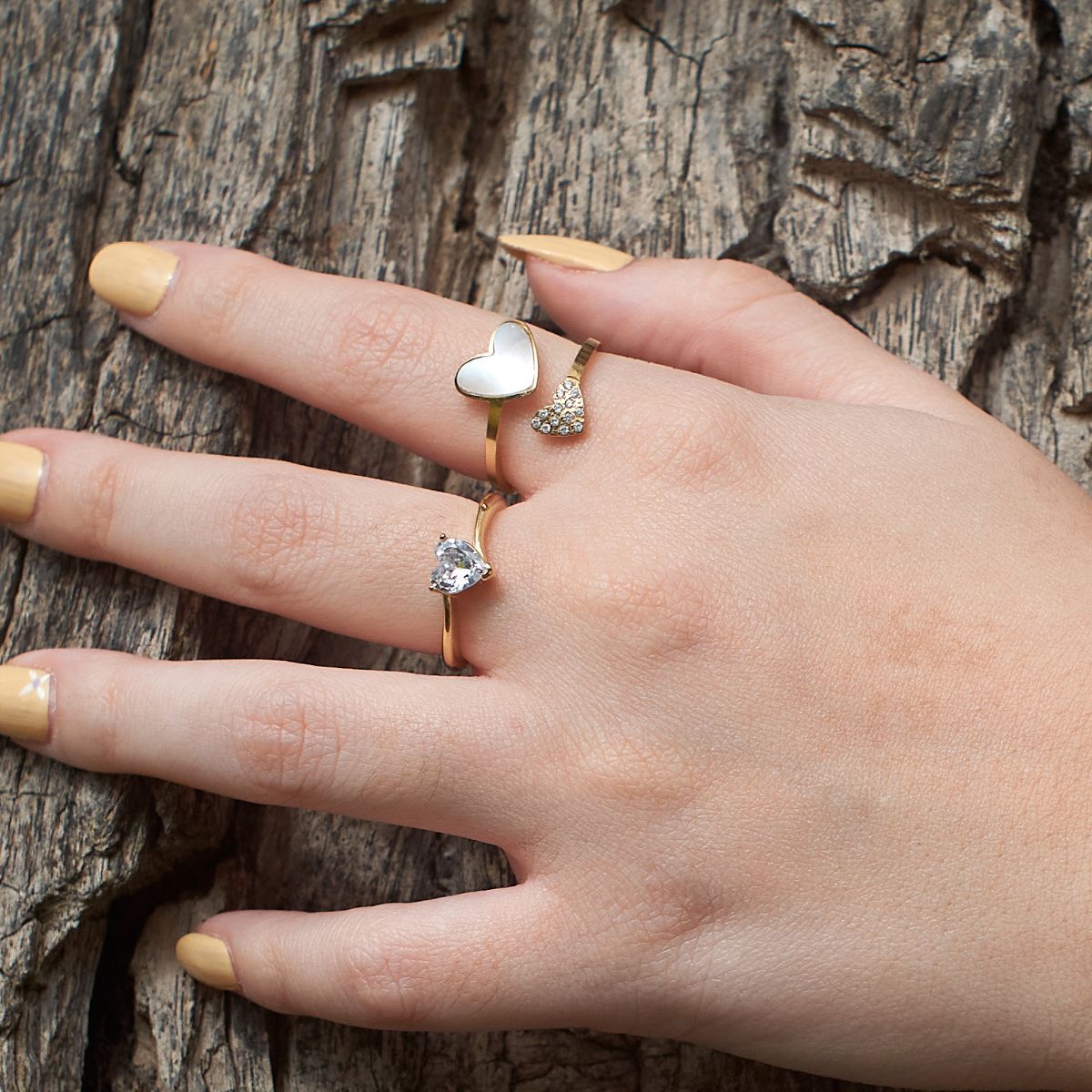 Anillo Heart Nácar Waterproof - Joya en acero inoxidable enchapado en oro 18k - Azzia joyería