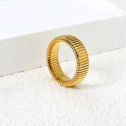 Anillo Marshal Waterproof - Joya en acero inoxidable enchapado en oro 18k - D'Merys