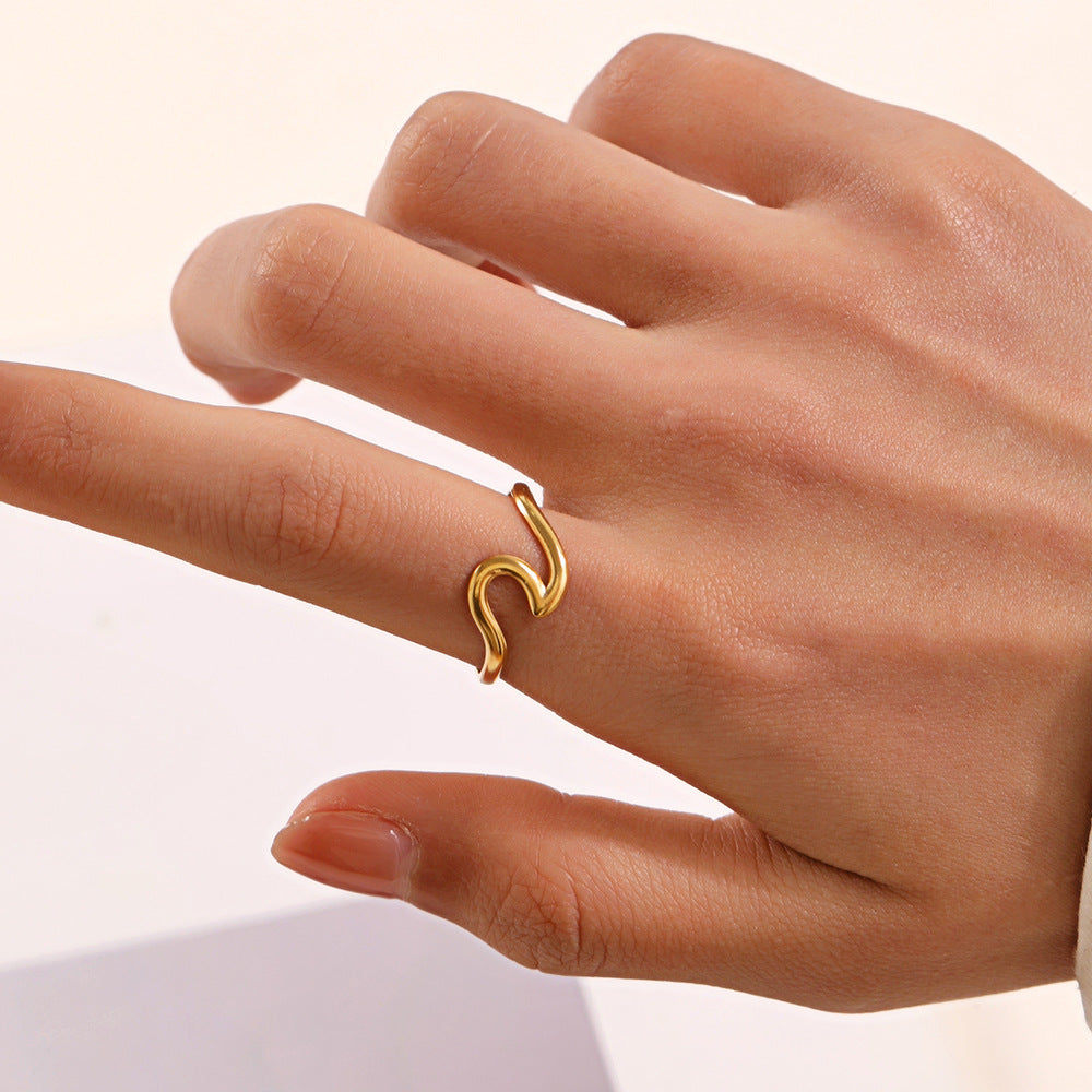 Anillo Ola Regulable Waterproof - Joya en acero inoxidable enchapado en oro 18k - D'Merys