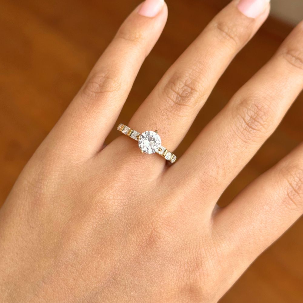 Anillo Promesa Diamond Circones Waterproof - Joya en acero inoxidable enchapado en oro 18k - D'Merys