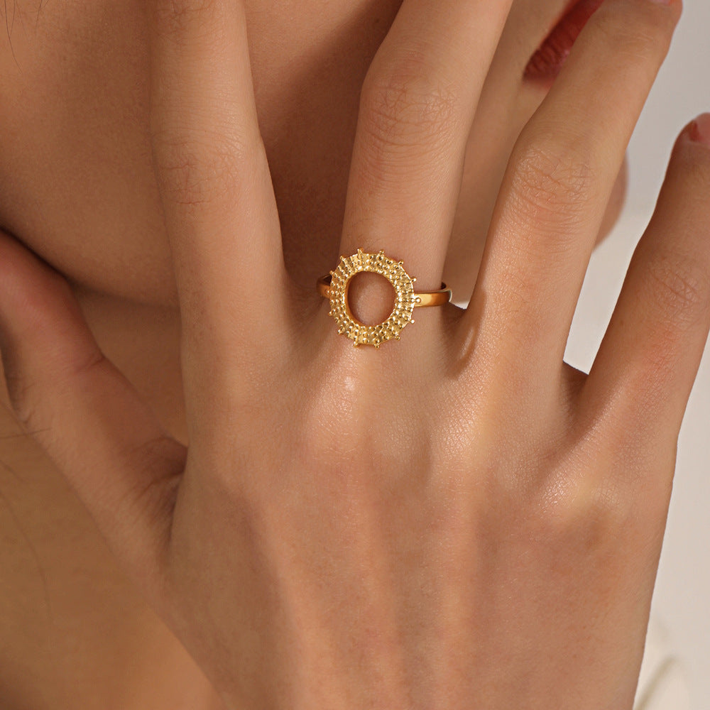Anillo Sol Creciente Waterproof - Joya en acero inoxidable enchapado en oro 18k - D'Merys