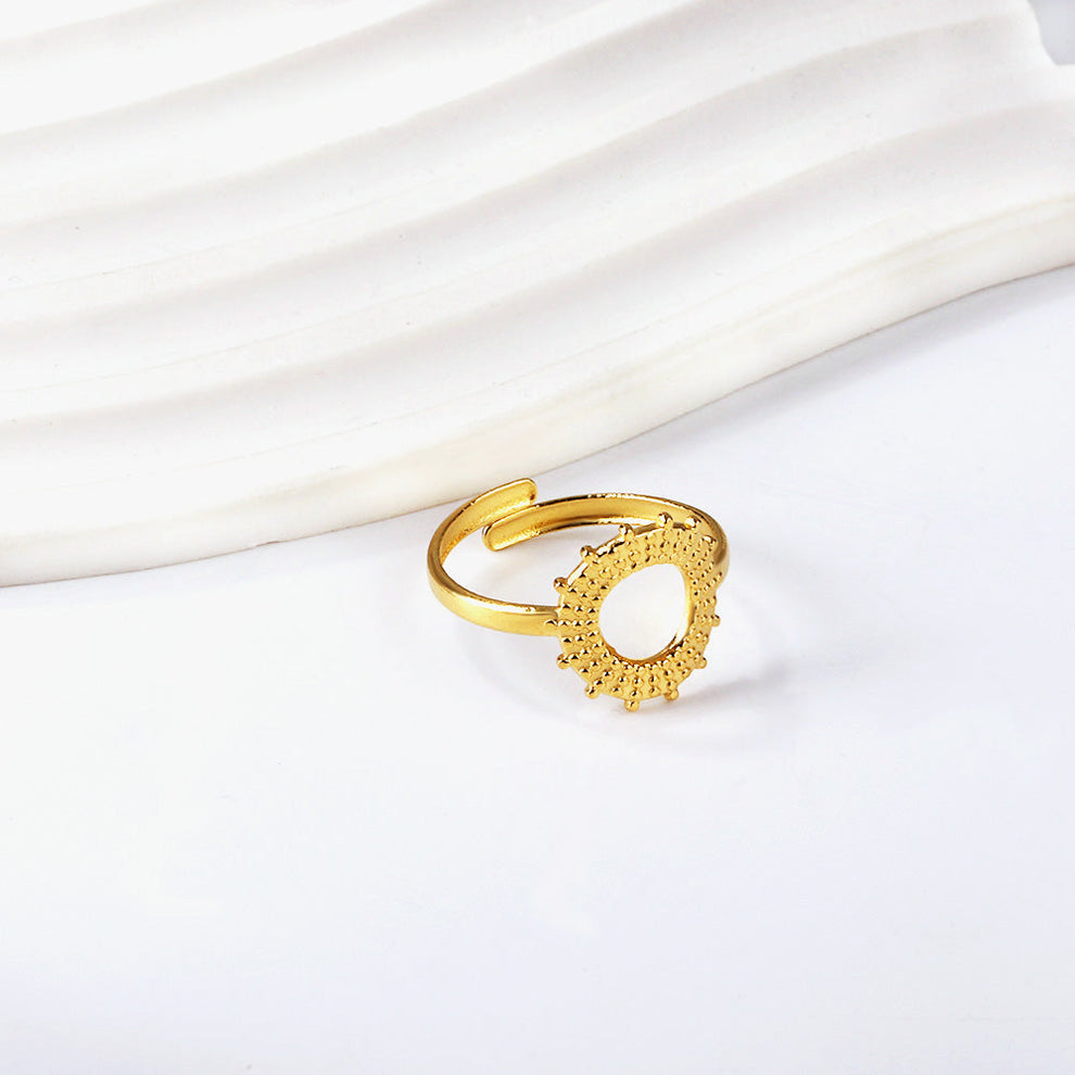 Anillo Regulable Sol Creciente Waterproof: Oro 18k | Azzia