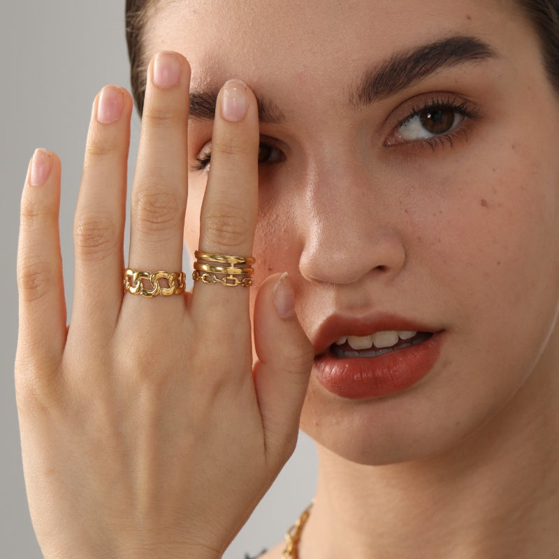 Anillo Triple Cadena Regulable Waterproof - Joya en acero inoxidable enchapado en oro 18k - Azzia