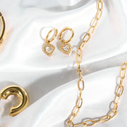 Aretes Corazón Circones Waterproof - Joya en acero inoxidable enchapado en oro 18k - D'Merys