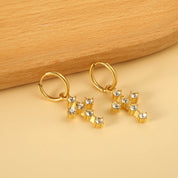 Aretes Cruz Circones Waterproof - Joya en acero inoxidable enchapado en oro 18k - D'Merys