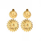 Aretes Doble Girasol Waterproof - Joya en acero inoxidable enchapado en oro 18k - Azzia joyería
