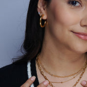 Argollas Cecilia Entubadas Waterproof: Acero 316L Oro 18k | Azzia