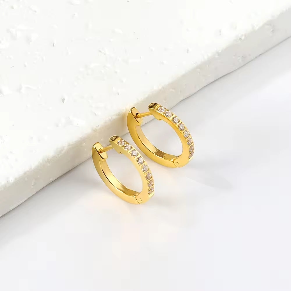 Argollas Circones Mini Waterproof - Joya en acero inoxidable enchapado en oro 18k - D'Merys