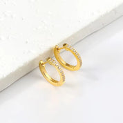 Argollas Circones Mini Waterproof - Joya en acero inoxidable enchapado en oro 18k - D'Merys