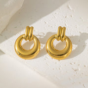 Argollas Olivia Waterproof - Joya en acero inoxidable enchapado en oro 18k - D'Merys