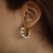 Argollas Perlitas Mini Waterproof - Joya en acero inoxidable enchapado en oro 18k - D'Merys