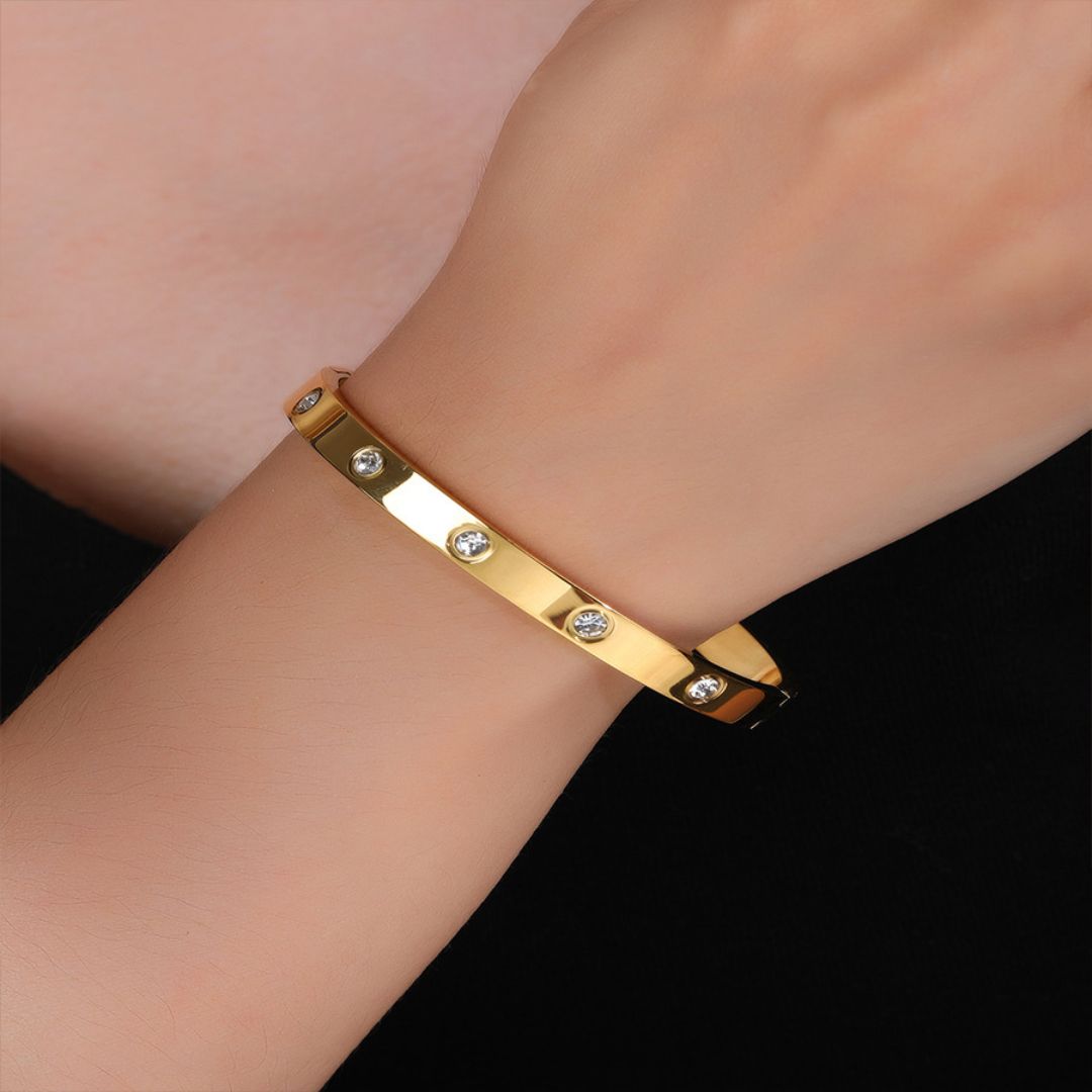 Brazalete Puñera Luces Waterproof: Acero 316L Oro 18k | Azzia - dorado