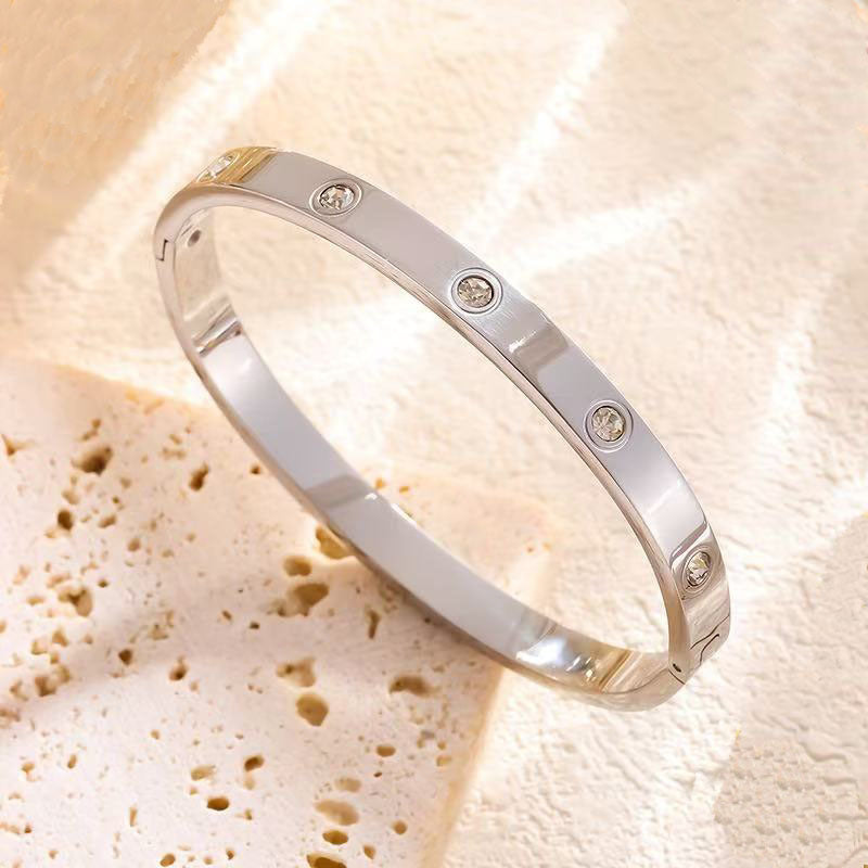 Brazalete Puñera Luces Waterproof: Acero 316L Oro 18k | Azzia - plateado
