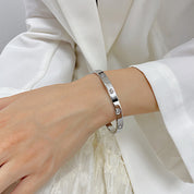 Brazalete Puñera Luces Waterproof: Acero 316L Oro 18k | Azzia - plateado