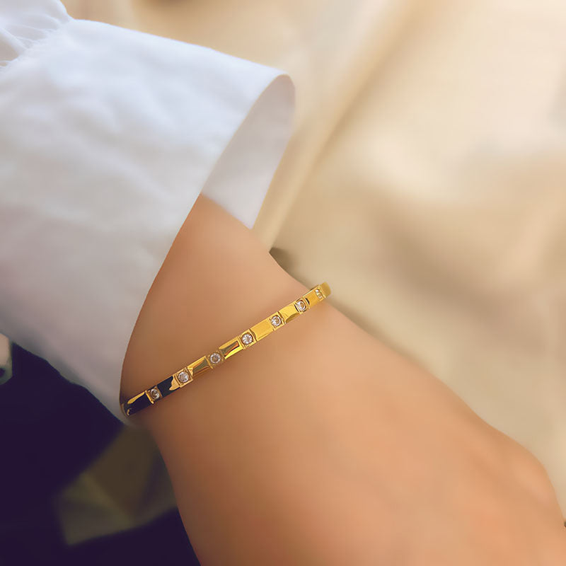Brazalete Puñera Destellos Waterproof en Azzia joyería