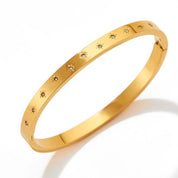 Brazalete Puñera Stars Waterproof - Joya en acero inoxidable enchapado en oro 18k - Azzia joyería