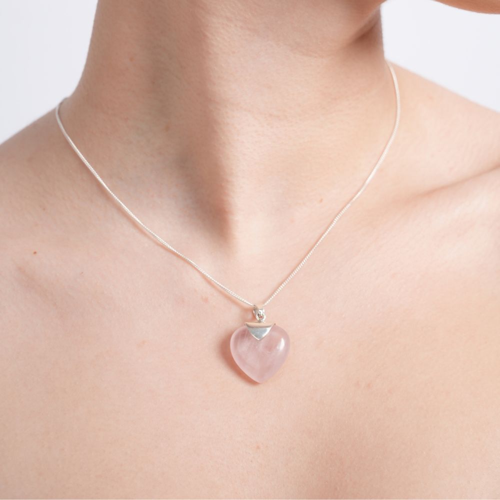 Colla-Corazon-Piedra-Natural-Plata-3.jpg