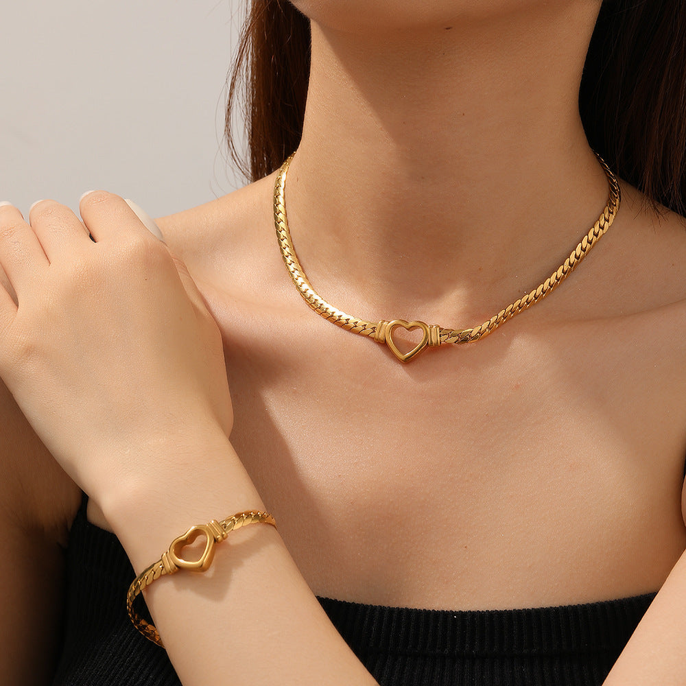 Collar-Cadena-Corazon-waterproof-2.jpg