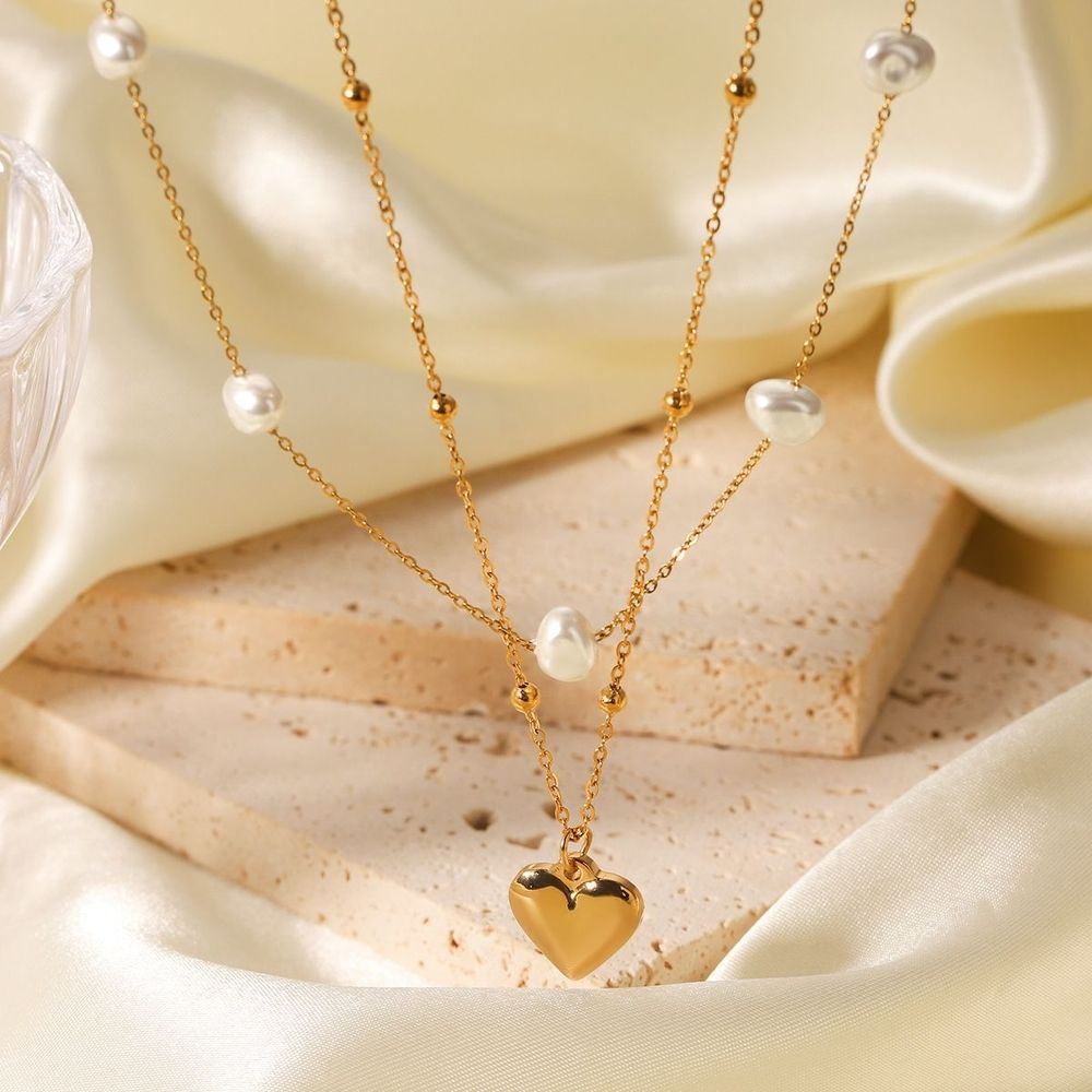 Collar Corazón Emma Waterproof: Acero 316L Oro 18k | Azzia