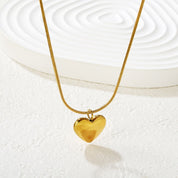 Collar Corazón Serena Waterproof: Acero 316L Oro 18k | Azzia