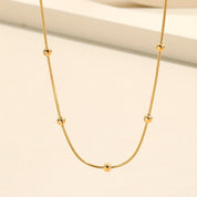 Collar Fanny Waterproof en acero 316L enchapado en oro 18k: no se oxida, no pierde el color. Waterproof e hipoalergénico. Envío a todo el Perú. ✨