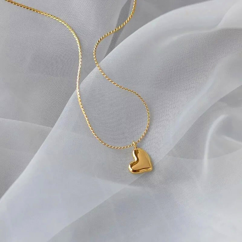 Collar Amor Puro Waterproof - Joya en acero inoxidable enchapado en oro 18k - Azzia joyería