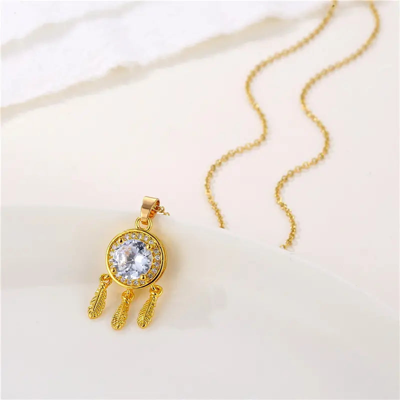 Collar Atrapasueños con Circón Luxury - Joya en acero inoxidable enchapado en oro 18k - Azzia joyería