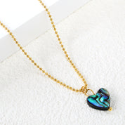 Collar Avalon Corazón Piedra Waterproof - Joya en acero inoxidable enchapado en oro 18k - Azzia joyería