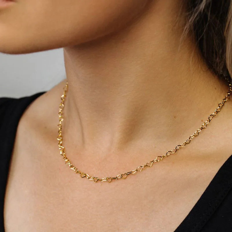 Collar Cadena Corazones Waterproof - Joya en acero inoxidable enchapado en oro 18k - D'Merys