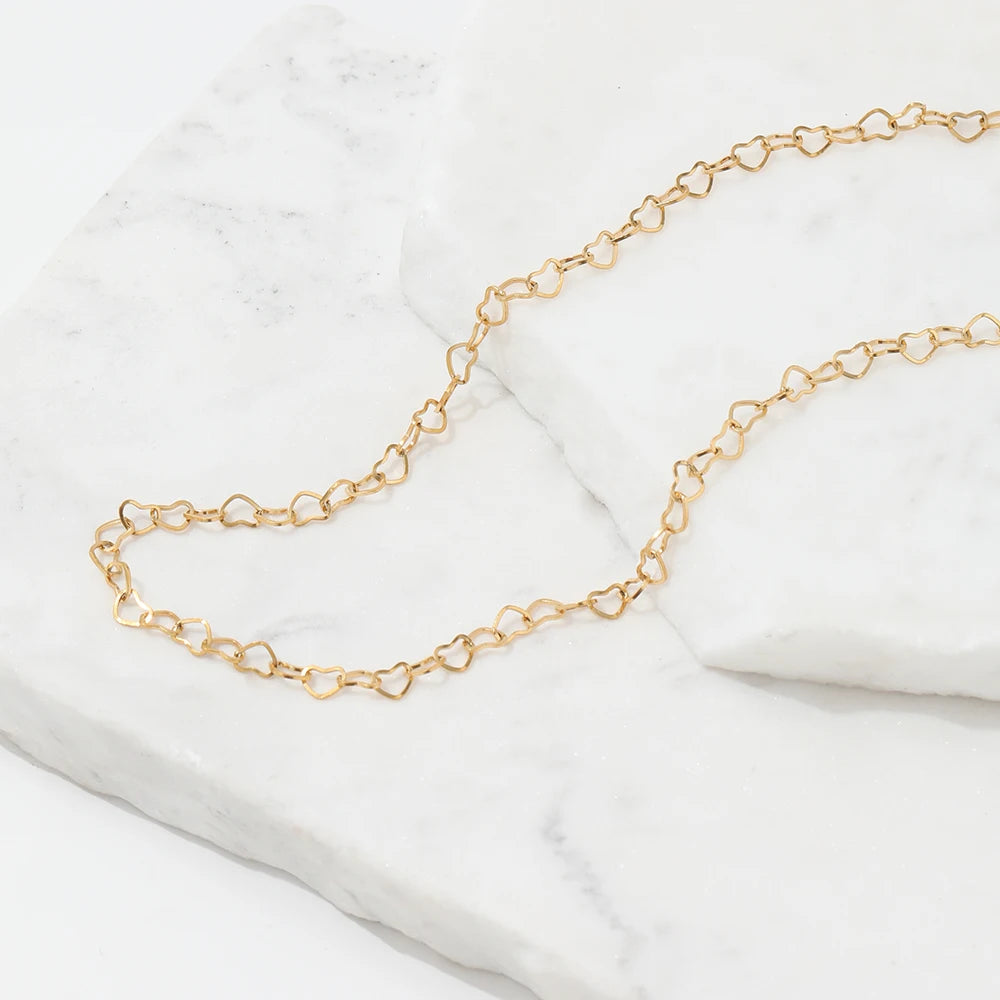 Collar Cadena Corazones Waterproof - Joya en acero inoxidable enchapado en oro 18k - D'Merys