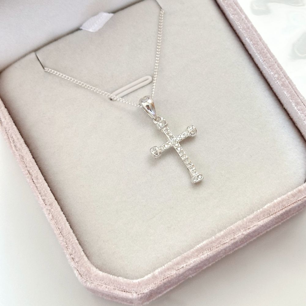Collar Cruz Fe Plata 925 - Joya en acero inoxidable enchapado en oro 18k - D'Merys