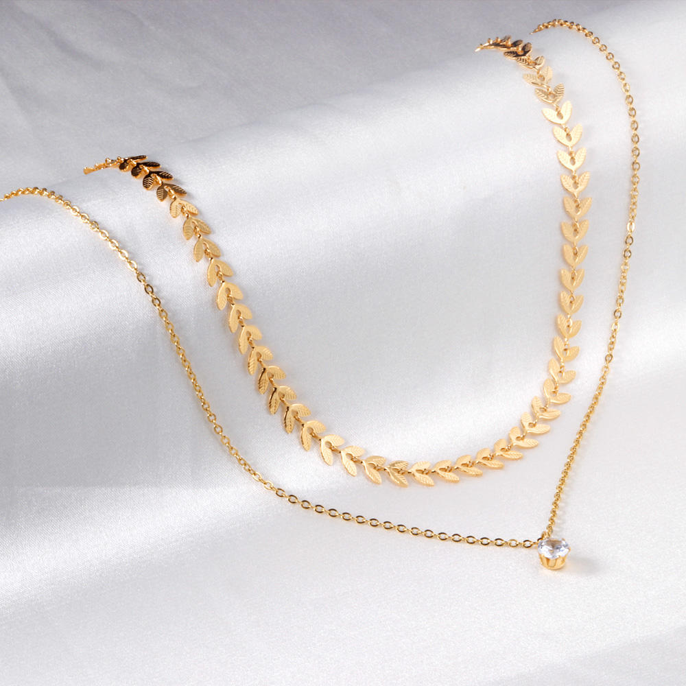 Collar Doble Espiga Waterproof - Joya en acero inoxidable enchapado en oro 18k - D'Merys