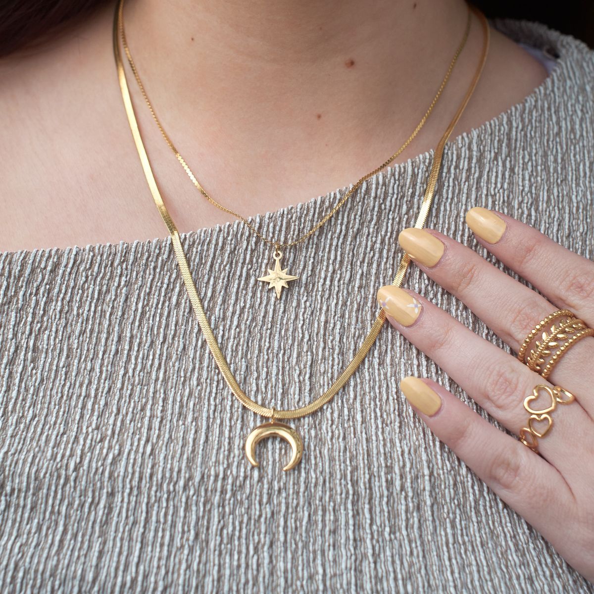 Collar Doble Luna Waterproof - Joya en acero inoxidable enchapado en oro 18k - D'Merys