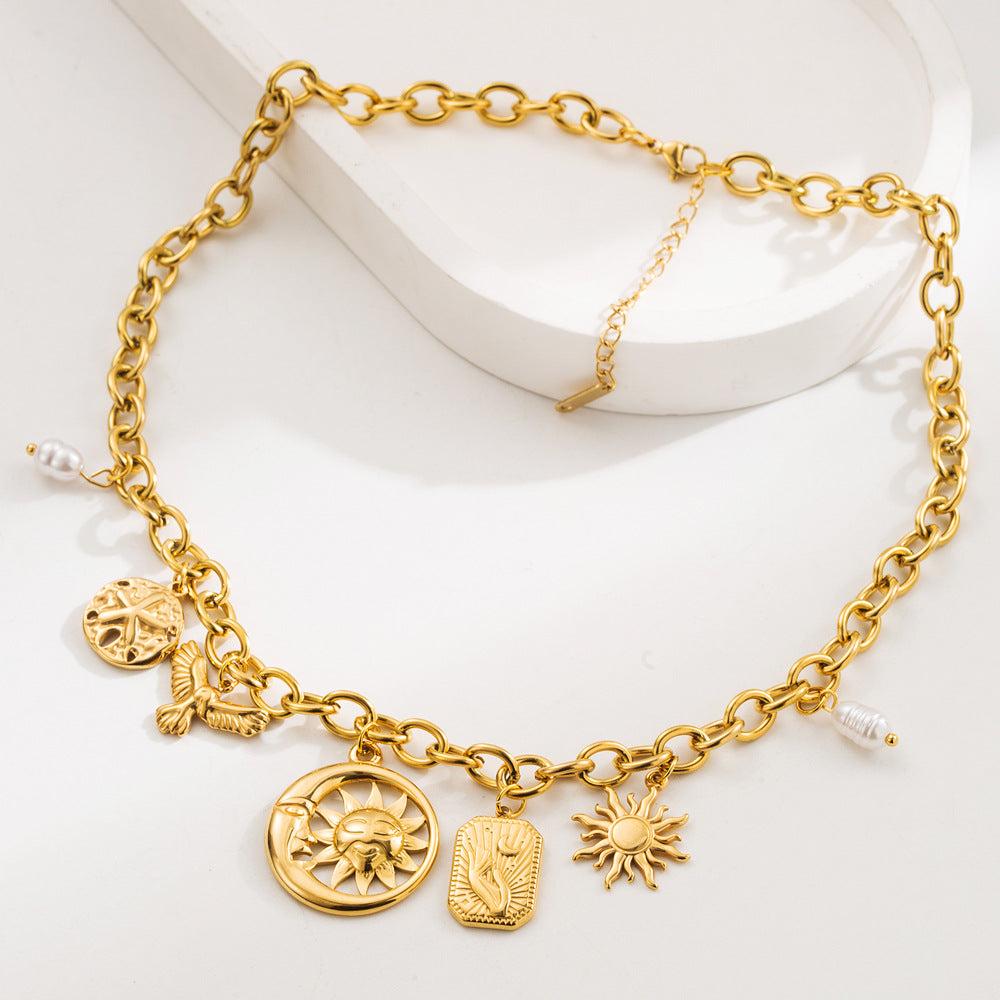 Collar Eclipse Charms Waterproof - Joya en acero inoxidable enchapado en oro 18k - D'Merys