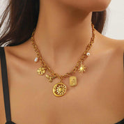 Collar Eclipse Charms Waterproof - Joya en acero inoxidable enchapado en oro 18k - D'Merys