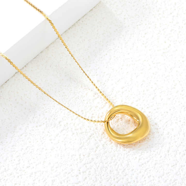 Collar Olinda Waterproof - Joya en acero inoxidable enchapado en oro 18k - D'Merys