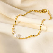 Collar Pepita con Perla Waterproof - Joya en acero inoxidable enchapado en oro 18k - D'Merys