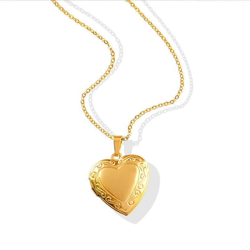 Collar Relicario Dulcelia Waterproof - Joya en acero inoxidable enchapado en oro 18k - D'Merys